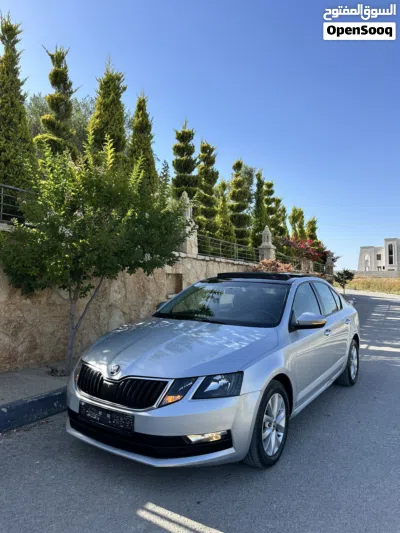 سكودا اوكتافيا Standard 2