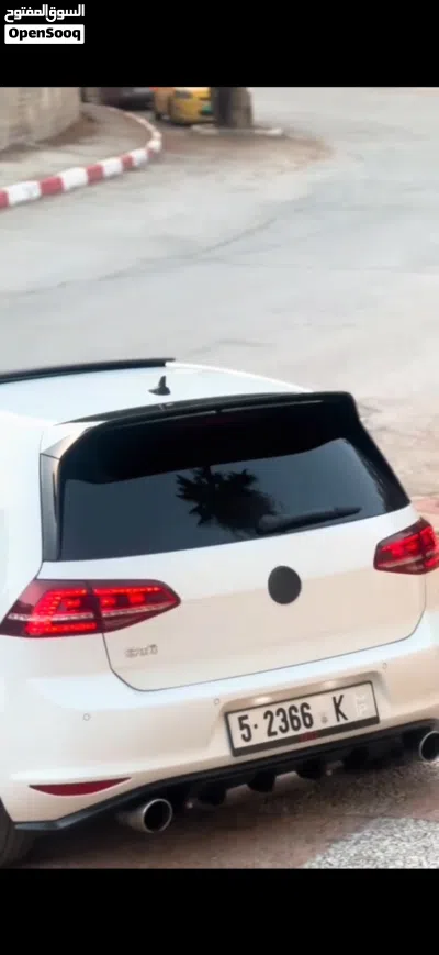 فولكسفاغن جولف GTI S 3