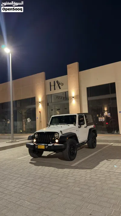 Jeep Wrangler Sahara 4