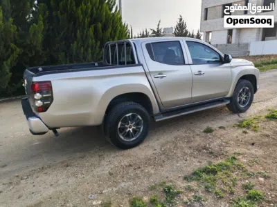 ميتسوبيشي L200 Double Cab GLX 4