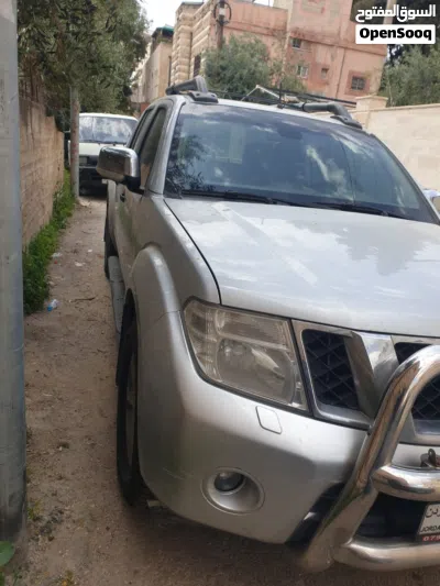 Nissan Navara Standard 4