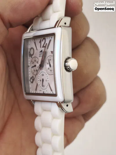 montre lotus 3