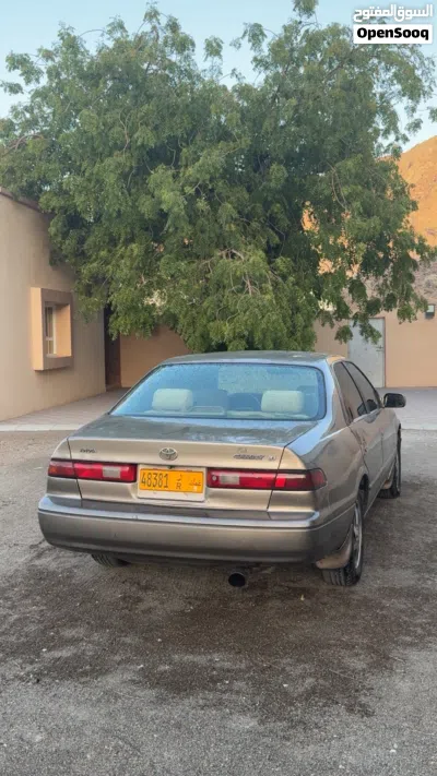 Toyota Camry LE 3