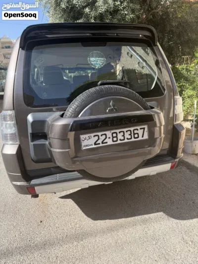 Mitsubishi Pajero Standard 4