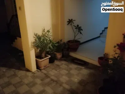 شقه للايجار بالدور الارضي مدخل مستقل بالقرب من جامع حي السلام بالمعبيله السابعه جنبها جميع الخدمات 4