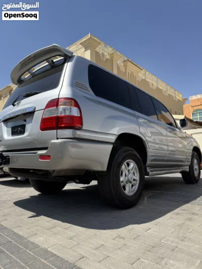 تويوتا لاند كروزر VXR 4