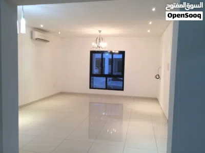 للبيع فيلا في مجمع دار الزين في السيب - سور الحديد 2