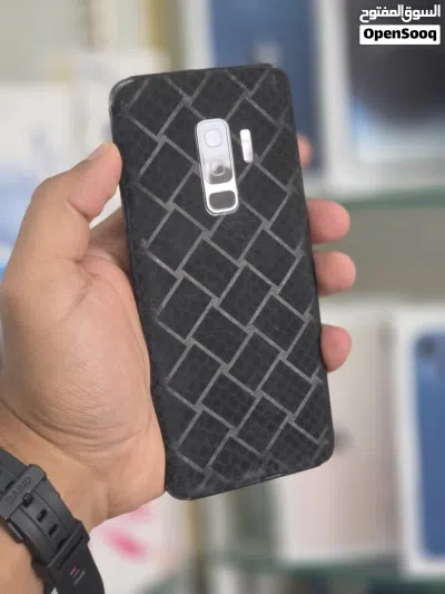 عرض خاص : Samsung Galaxy s9 plus 64gb الهاتف بحالة الوكالة بدون مشاكل مع ضمان و ملحقات 2