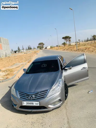 هيونداي ازيرا Standard 3