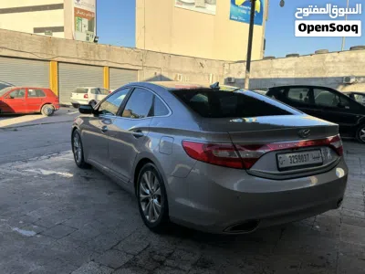 Hyundai Azera Standard 2
