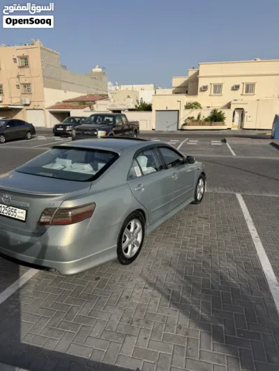 Toyota Camry SE 2