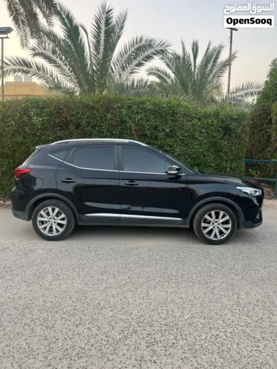 MG MG ZS 4