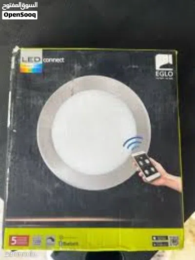 مصباح ذكي (LED) من ماركة EGLO.يعمل بتقنية Bluetooth. 4