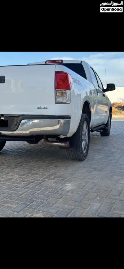 Toyota Tundra SR5 2
