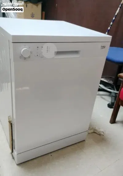 dishwasher for sell good condition same new one week check warranty 2