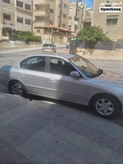 Hyundai Avante Standard 2