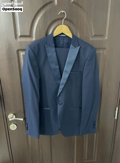 Elegant Brand Suit Size 52 Worn Once Made in Turkey بدلة كاملة ماركة اليغانت التركية مستعملة مرة فقط 2