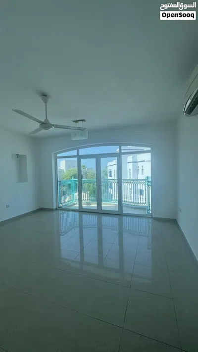 شقه غرفتين وصاله للايجار في شاطئ القرم/Flat 2BHK For Rent In Satti Qurm 4