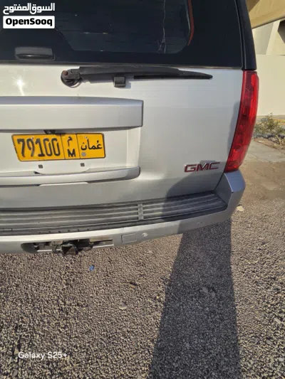 GMC Yukon SLT 2
