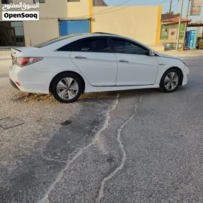 Hyundai Sonata GL 3