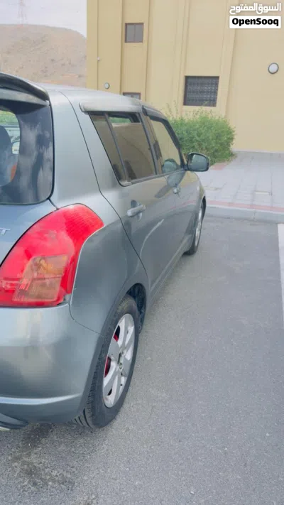Suzuki Swift GLX 3