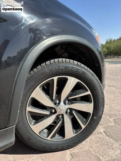 ميتسوبيشي ASX GLX 3