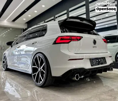 فولكسفاغن جولف GTI S 3
