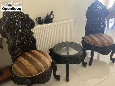 ثريا نحاس 4 شمعات + كراسي مدخل مع طاوله وسط صغيره 4