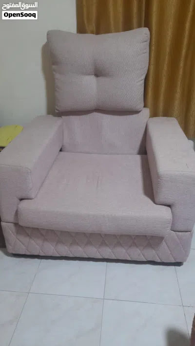 فوتيه مريح جدا بحالة ممتازة 3