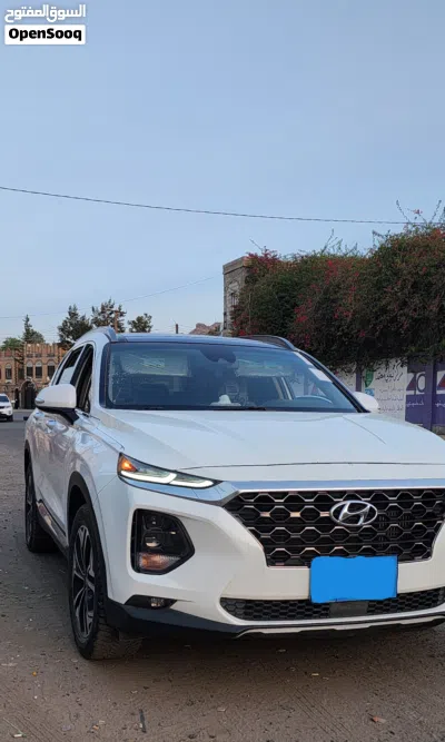 Hyundai Santa Fe SEL Premium 2
