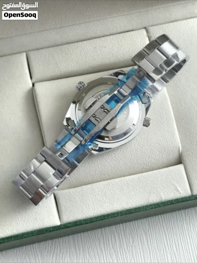 ساعة أوميغا (Omega) – تصميم فاخر، مقاومة للماء – هدية مثالية لعشاق 2
