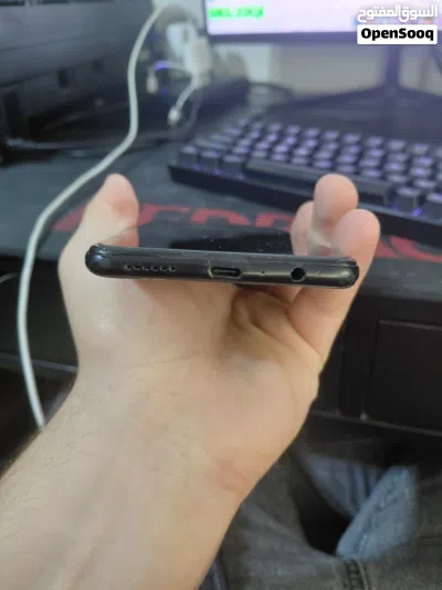 تلفون a20s للبيع حاله ممتازه 4