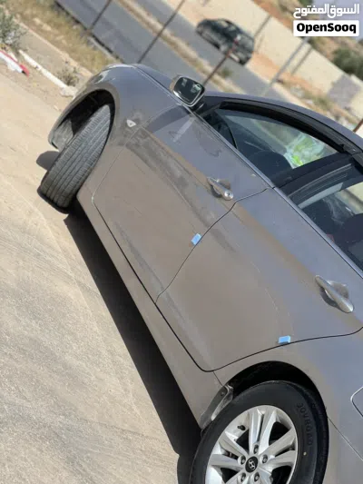 Hyundai Sonata GL 3