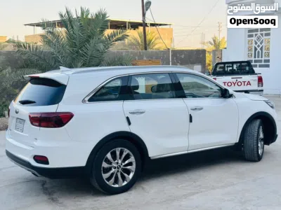 Kia Sorento Standard 2