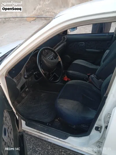Hyundai Accent Standard 4