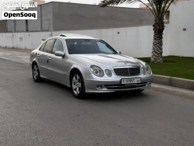 Mercedes Benz E-Class E 320 4