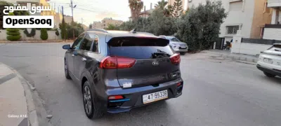 كيا نيرو EV Wind 4
