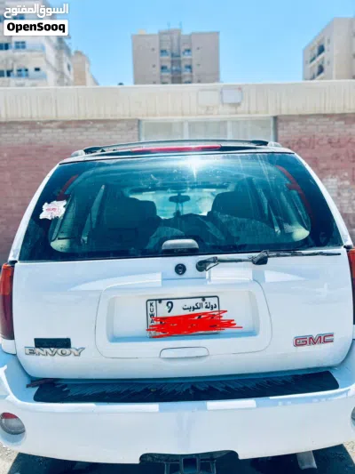 GMC Yukon Denali 3