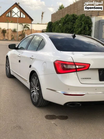 Kia Cadenza Limited 3