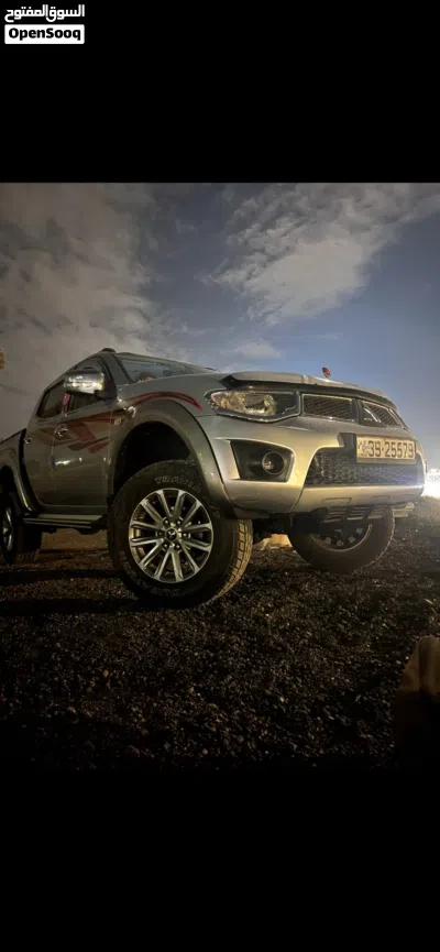Mitsubishi L200 Double Cab GLX 2