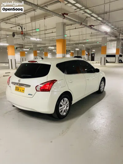 Nissan Tiida 3
