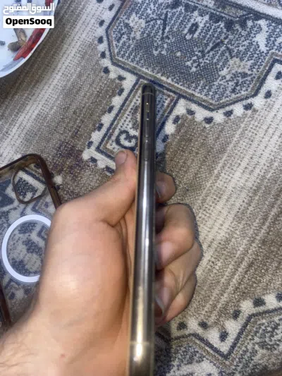 ايفون 11 برو للبيع 4