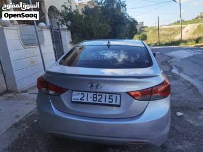 Hyundai Avante Limited 4