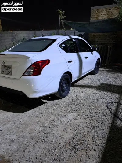 Nissan Sunny Standard 4