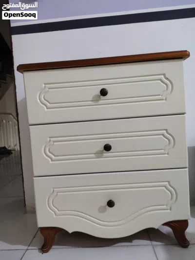 غرفة نوم صناعة عراقية للبيع وبيها مجال 2