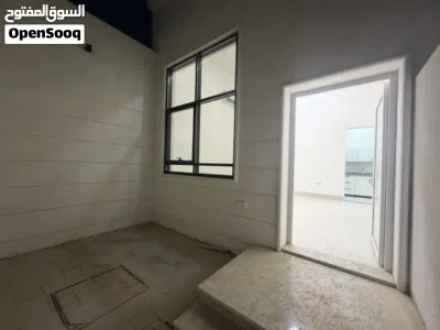 استوديو مدخل خاص مع حوش بجوار الشراكات 2