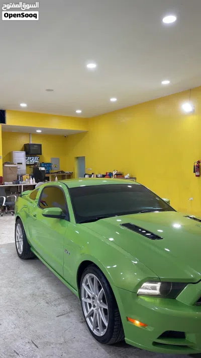 Ford Mustang GT 2