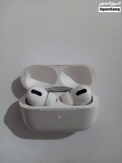 للبيع بحالة جيدة جدا Airpods pro 2