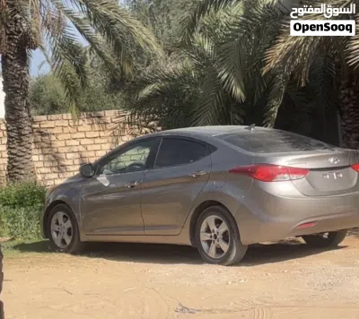 هيونداي النترا Standard 4
