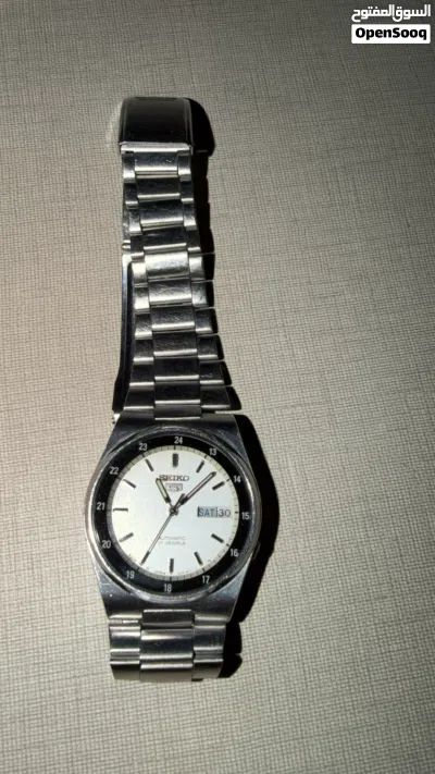 للبيع ساعتين seiko 5 فنتج 4